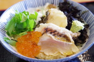 割烹と小料理 日本海